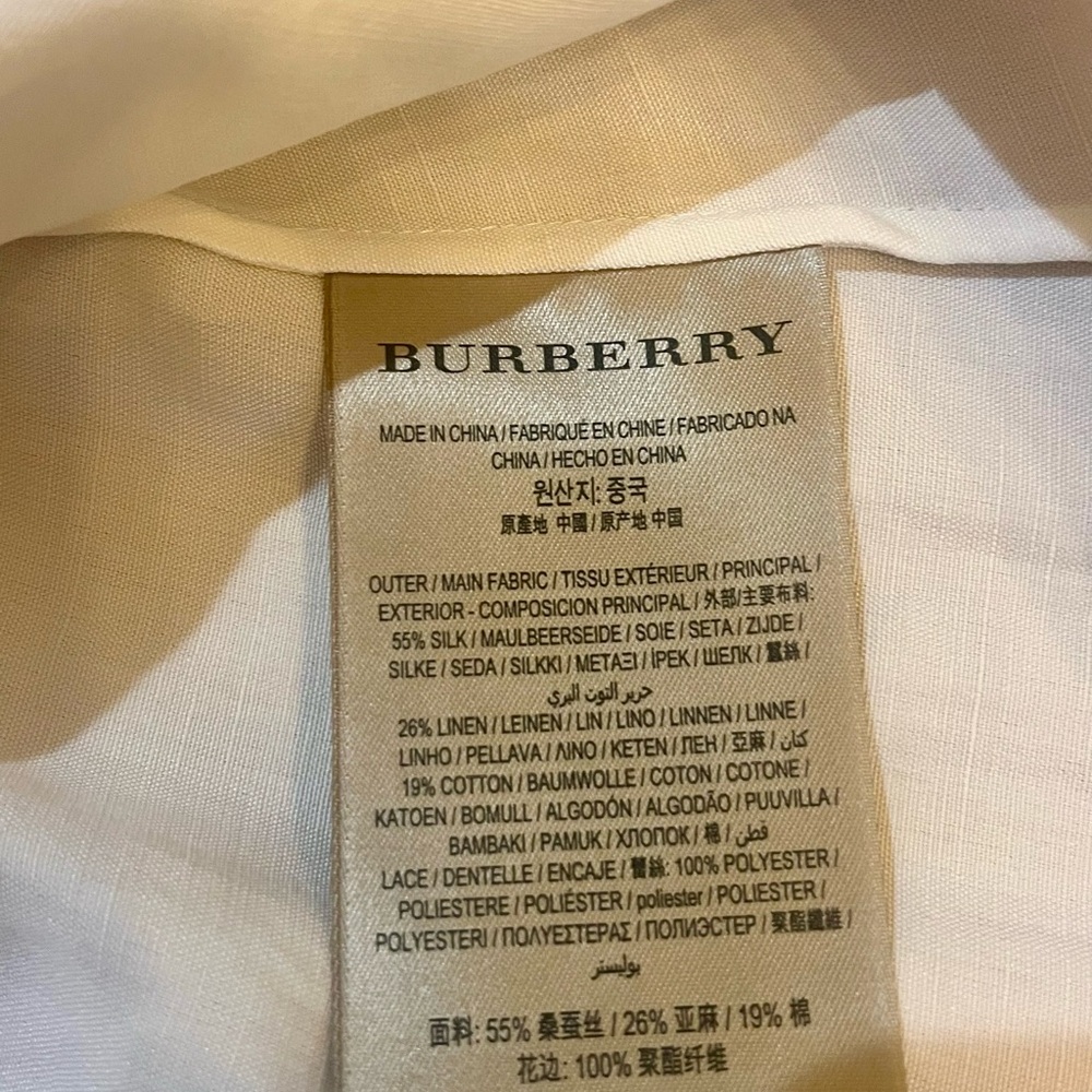 Burberry White linen Lace Trim Dress, excellent conditions. Knee length - Picture 3 of 4